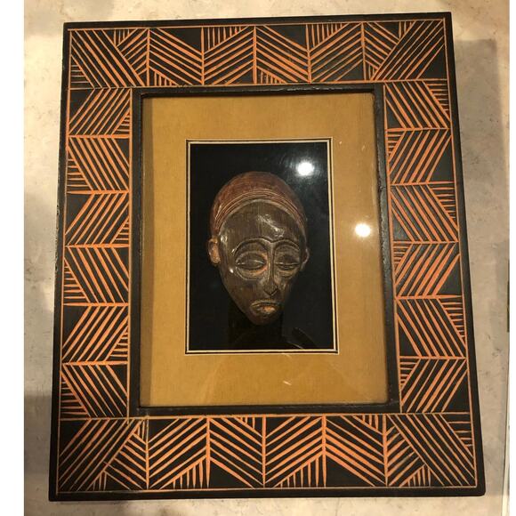 Vintage African Tribal Mask Wooden Shadow Box Black Velvet 3D Abstract Design - Picture 2 of 6